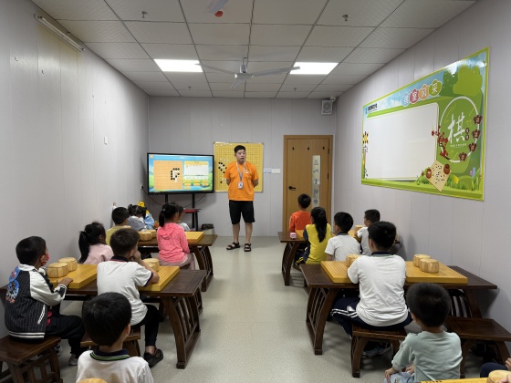 孫老師課堂常規(guī)，精彩講解瞬間_副本.jpg