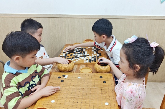高手過招，步步驚險_副本.jpg